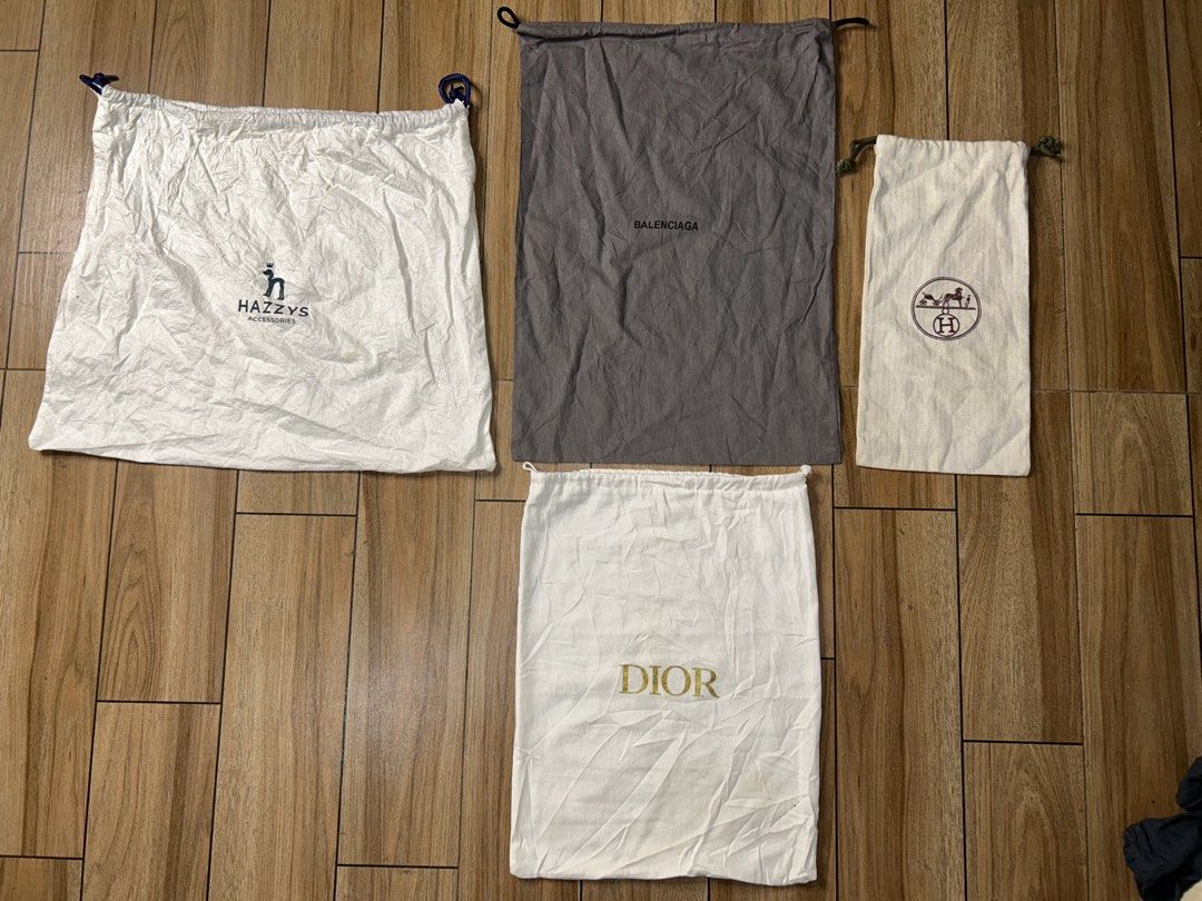 Bundle Dust bag (Category: Purses & Pouches) located in General Santos City (Dadiangas). Submitted by grasya_12 (Listing ID 1463744057, Image 1). Description: TAKE ALL BUNDLE DUST BAG - Need wash, signs of usage, stains, etc. (this is thrifted po).