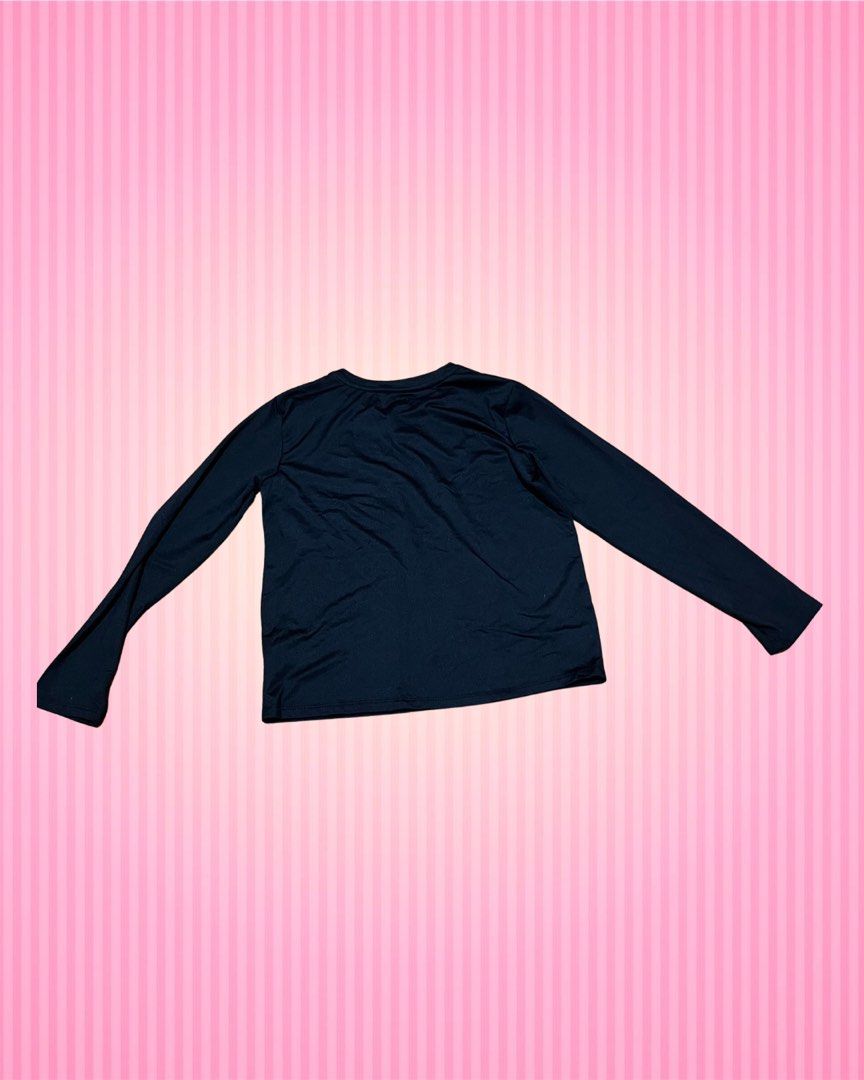 Bundle of 4 Basic T-shirts - Black, Beige, White (Category: Shirts) located in Bulacan. Submitted by faithcloset (Listing ID 1463793279, Image 2). Description: - Bundle of 5 basic t-shirts - Includes: 2 black short-sleeve tees, 1 black long-sleeve tee, 1 beige short-sleeve tee, 1 white ribbed short-sleeve tee - Ideal for layering or everyday wear - Comfortable and versatile pieces.