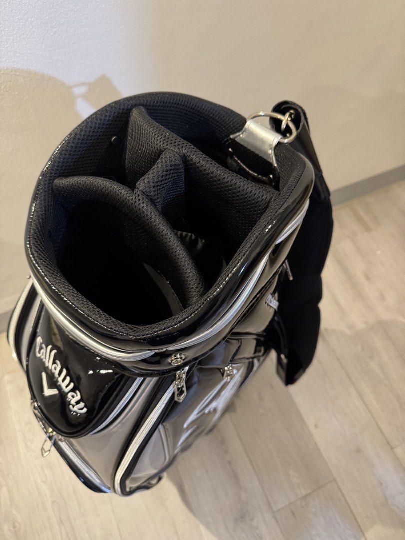 Callaway Golf Bag - Black/Silver (Category: Golf) located in Taytay. Submitted by kylalm (Listing ID 1463849878, Image 3). Description: .