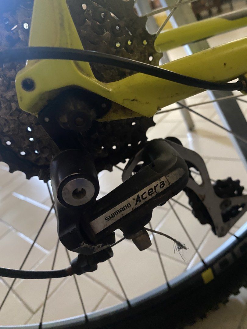 Cannondale Trail 6 Mountain Bike Medium (Category: Bicycles) located in San Pablo. Submitted by bunbun_ai (Listing ID 1463877893, Image 3). Description: - Cannondale Trail 6 Mountain Bike - Color: Yellow - Frame Size: Medium - Rear Derailleur: Shimano Acera - Brakes: Shimano Hydraulic Disc Brakes - Condition: Minor scuffs from normal use - Ready for your next trail adventure! 📍San Pablo City, Laguna.