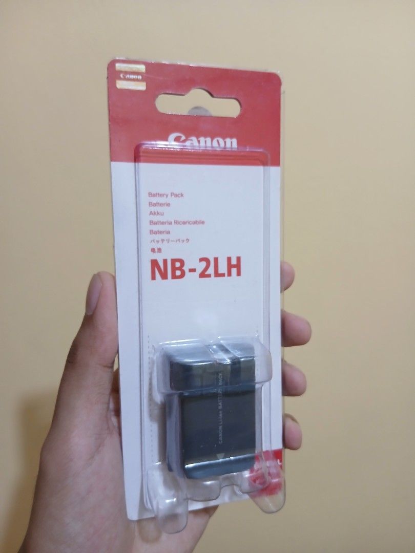 Canon NB-2LH Battery (Category: Cameras) located in General Mariano Alvarez. Submitted by arkienie (Listing ID 1463916387, Image 1). Description: Used only once to test my old camera, pwede delivery (buyer fee burden) or better yet pick-up na lang. Its up to you. Price: 200 (final price/huwag na tumawad please 🙏).