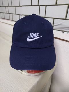 (Category: ) located in . Submitted by ek_thriftstore90 (Listing ID 1463914284, Image 1). Description: .