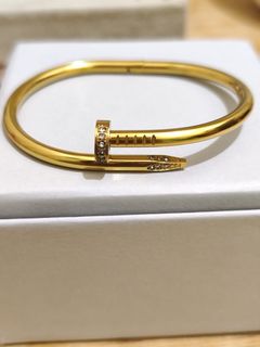 (Category: ) located in . Submitted by allaboutgemsandco (Listing ID 1463896397, Image 1). Description: .