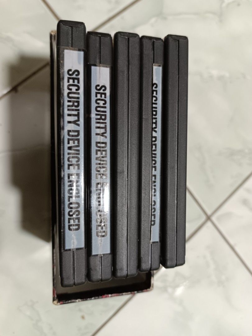 Case Closed: One Truth Prevails DVD Box Set (Category: CDs & DVDs) located in Manila. Submitted by caaths_collection (Listing ID 1463857196, Image 2). Description: - Case Closed: One Truth Prevails DVD box set - Includes episodes 1-8 - Features episodes: 'Really Illusions', 'The Desperate Truth', 'Like Old Times', 'Broken Dreams', and 'Curious Intent' - Box shows some wear and tear from storage.