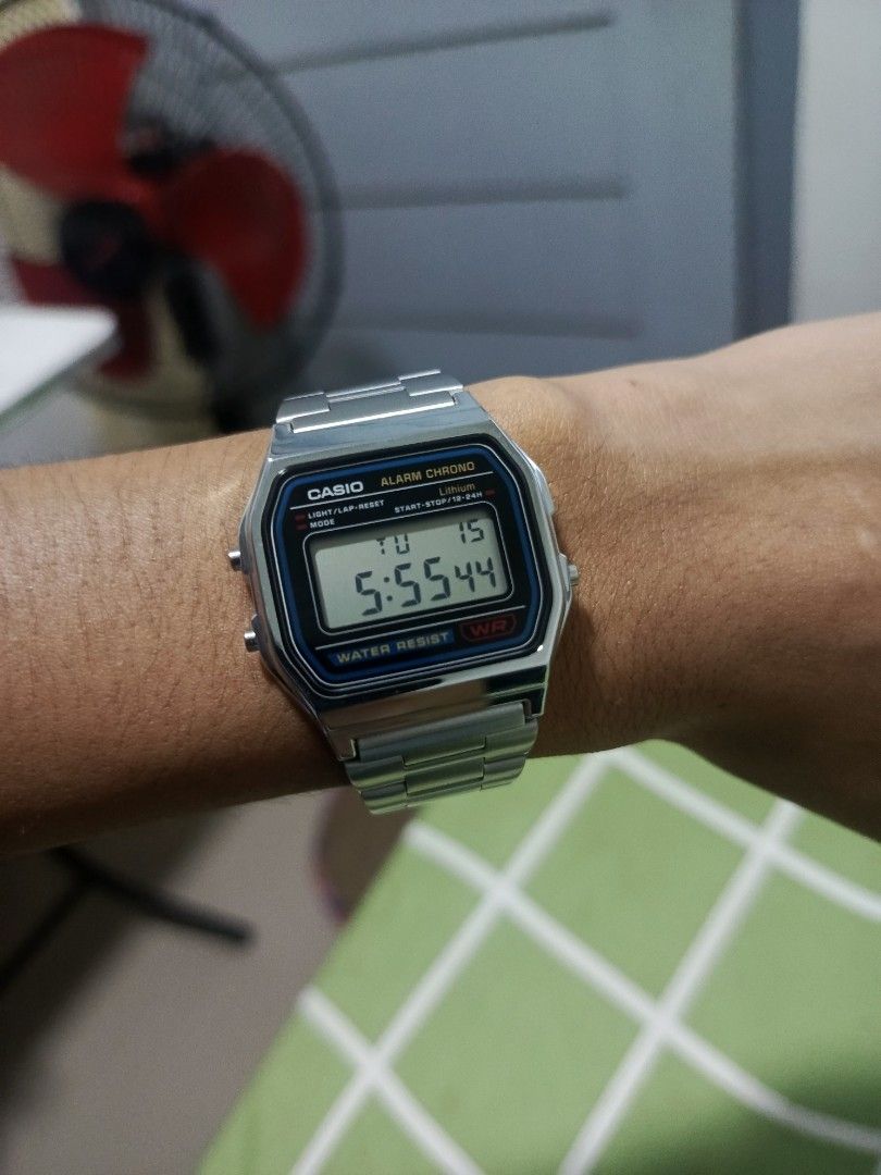 Casio A158WEA-1DF Silver Watch (Category: Luxury Watches) located in Alabel. Submitted by northerx (Listing ID 1463851565, Image 2). Description: BRAND NEW Casio A158WEA-1DF Silver Watch With Box and Warranty Good Condition Worn Once No Scratches Rfs:Need funds.