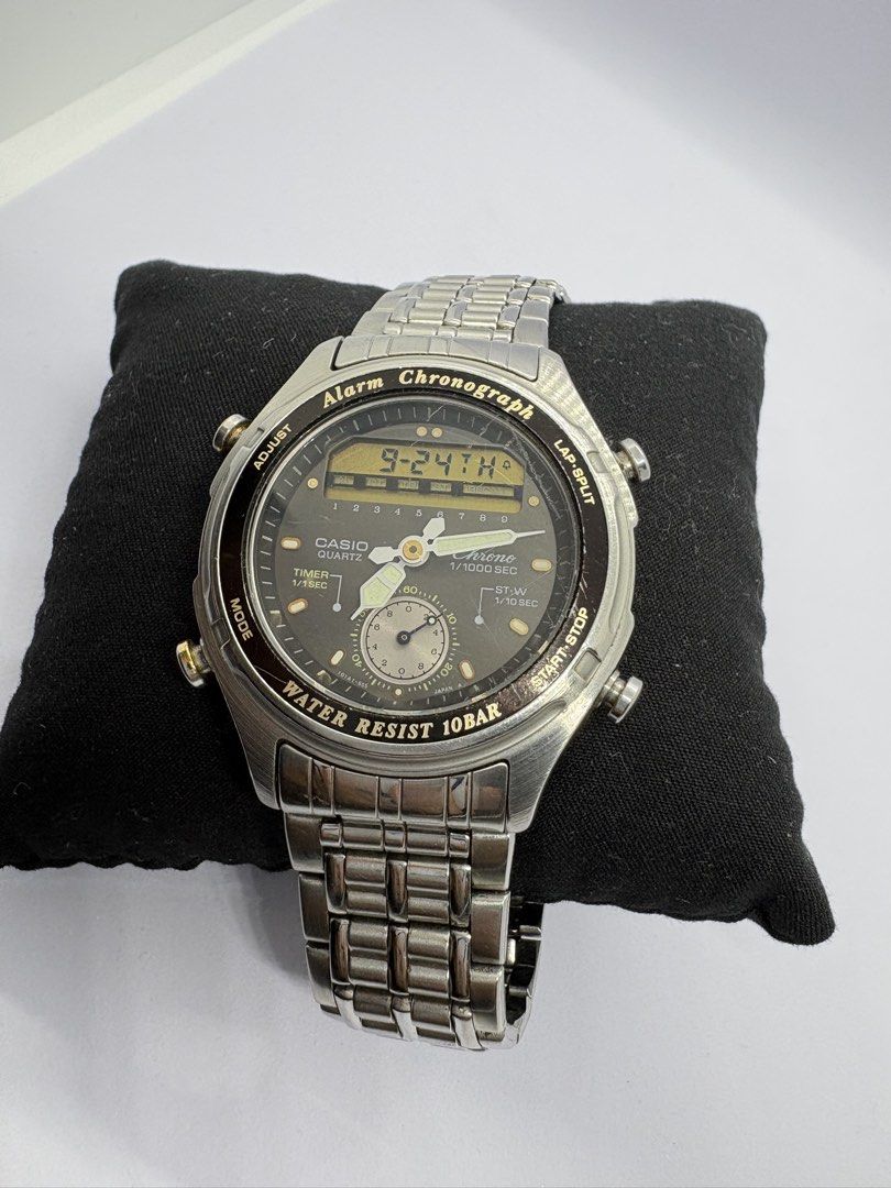 Casio Chronograph Alarm Watch (Category: Men's Watches) located in Quezon City. Submitted by rentoti (Listing ID 1463851039, Image 1). Description: Up for sale is a beautiful, highly collectible Casio AW-600 in exceptional working condition. Unlike many vintage models on the market, this piece is 100% all-original and fully operational.✨ Condition & Functionality:All Buttons Working: Smooth, crisp feedback on every button push.Chronograph/Stopwat