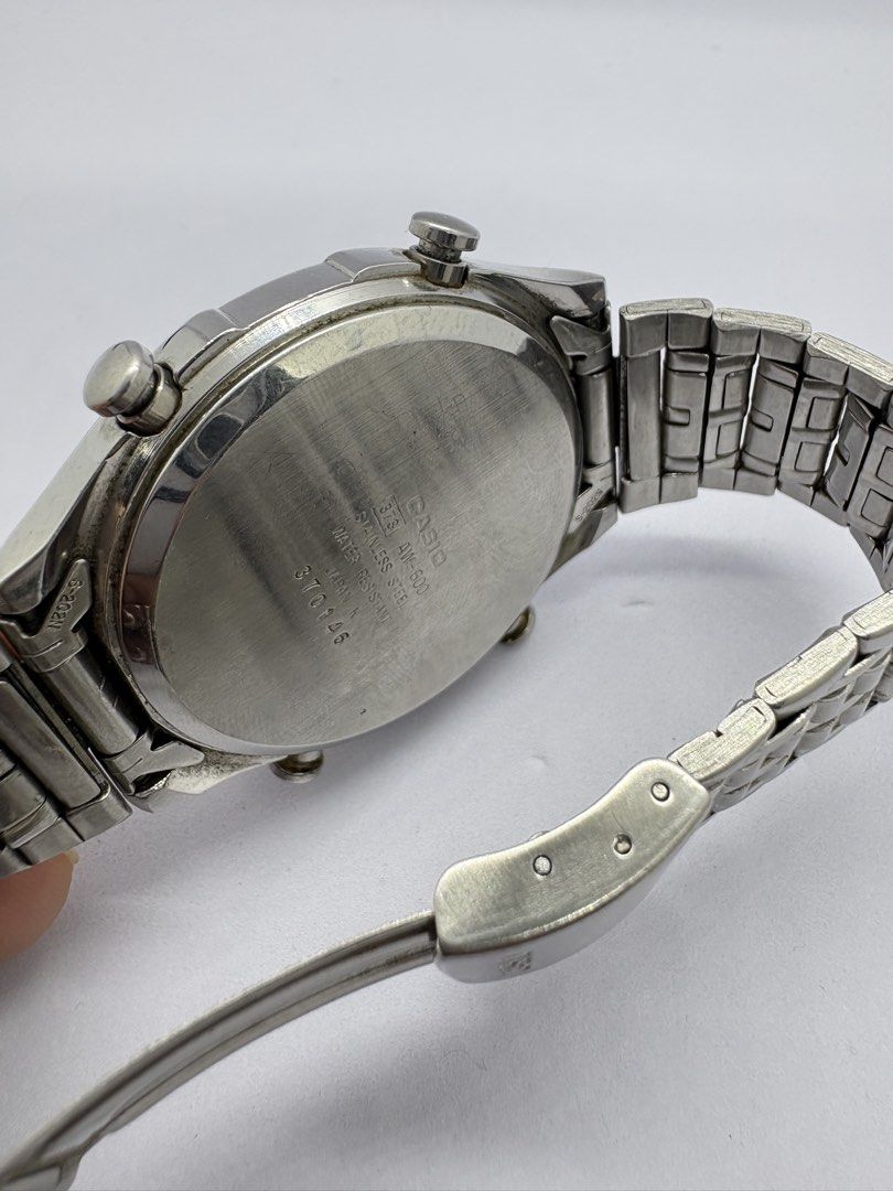 Casio Chronograph Alarm Watch (Category: Men's Watches) located in Quezon City. Submitted by rentoti (Listing ID 1463851039, Image 3). Description: Up for sale is a beautiful, highly collectible Casio AW-600 in exceptional working condition. Unlike many vintage models on the market, this piece is 100% all-original and fully operational.✨ Condition & Functionality:All Buttons Working: Smooth, crisp feedback on every button push.Chronograph/Stopwat
