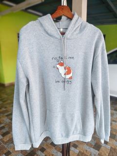 (Category: ) located in . Submitted by re-wardrobe (Listing ID 1463756886, Image 1). Description: .