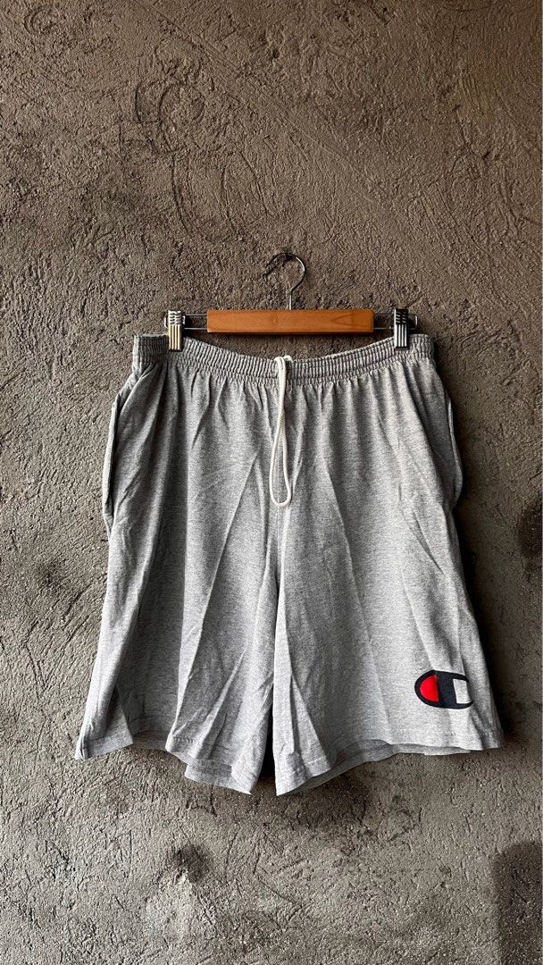 Champion Athletic Short (Category: Shorts) located in Cabuyao City. Submitted by kisyana (Listing ID 1463936221, Image 1). Description: .