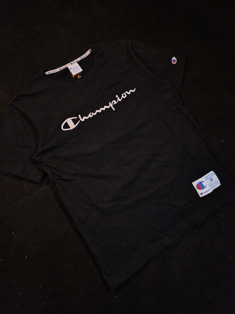 Champion x Evisu (Category: Tshirts & Polo Shirts ) located in San Fernando. Submitted by gaboo_asncn (Listing ID 1463852226, Image 1). Description: - Champion x Evisu - Size: Medium on tag (W20/L26) - Condition: Excellent - Color Rate: 9.5/10 - No issue.