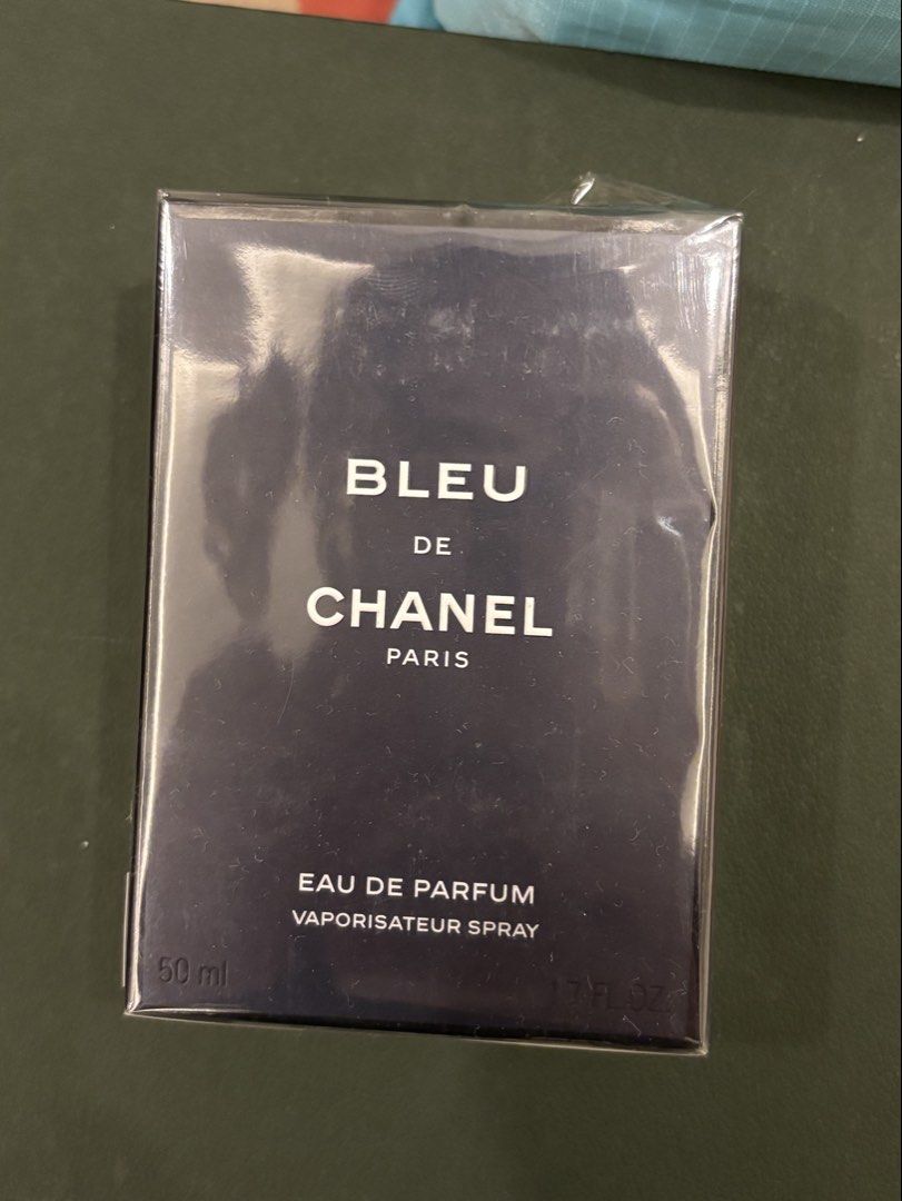 Chanel Bleu de Chanel Eau de Parfum 50ml (Category: Fragrance & Deodorants) located in Lapu-Lapu City. Submitted by elanaelorabel (Listing ID 1463835758, Image 1). Description: - Sealed Authentic Chanel Bleu de Chanel Eau de Parfum - 50ml spray bottle (Vaporisateur) - Versatile scent for daily or special events.