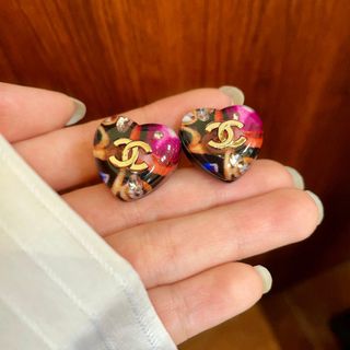 (Category: ) located in . Submitted by lunea.jewelry (Listing ID 1463842846, Image 1). Description: .