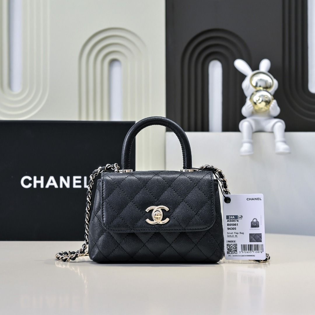 Chanel Mini Nano Caviar Bag (Category: Shoulder Bags) located in Quezon City. Submitted by saldyscuet44926 (Listing ID 1463814628, Image 1). Description: .