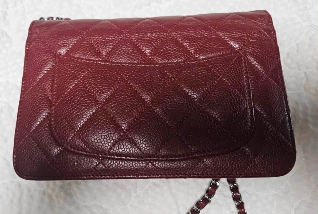Chanel WOC series 18 (Category: Luxury Bags & Wallets) located in Quezon City. Submitted by slluxury_ph (Listing ID 1463825862, Image 3). Description: Chanel wallet on chain Series 18 Still in good condition .