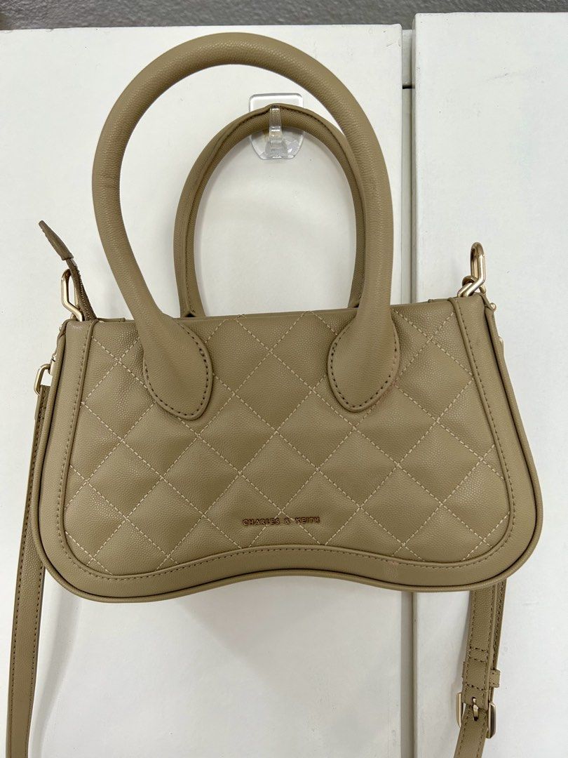 Charles & Keith Quilted Top Handle Bag (Category: Luxury Bags & Wallets) located in Manila. Submitted by isabelle_1104 (Listing ID 1463892345, Image 1). Description: Good as new. Condition 10/10.