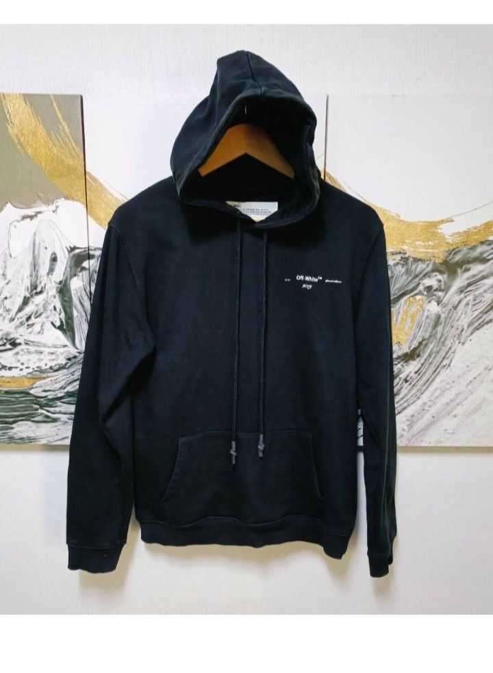 Check out 'AUTHENTIC NENEW Off-White x Luisaviaroma', available at PHP 799 (Category: Coats, Jackets and Outerwear) located in Manila. Submitted by mikahelmen14622 (Listing ID 1463781784, Image 2). Description: Check out 'AUTHENTIC NENEW Off-White x Luisaviaroma', available at PHP 499.
