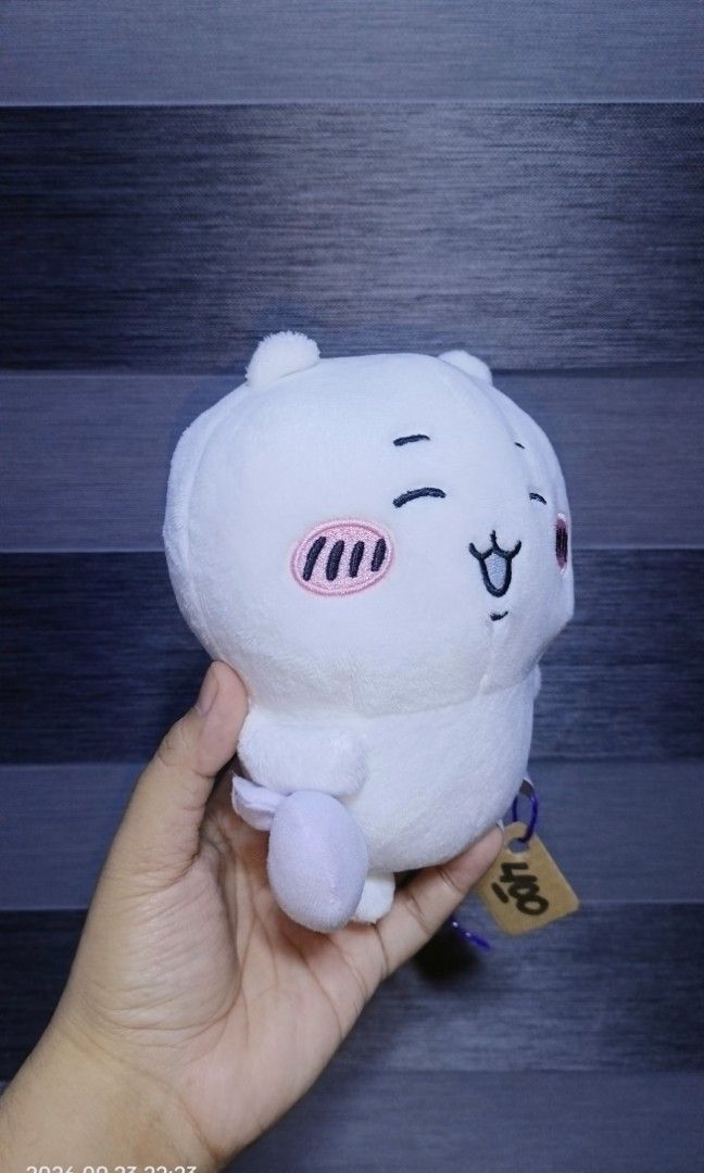 Chiikawa Saishu Mascot Plushie (Category: Plushies & Soft Toys) located in Bacoor. Submitted by raket_projects (Listing ID 1463792523, Image 2). Description: P400 only Chiikawa Saishu Mascot Plushie 🩷 As is wyswyg 🩷 Clean and Fresh 🫧 🩷 With Clear etiketa.