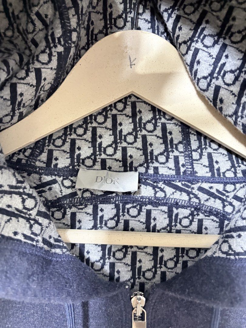 Christian dior fullzip hood (Category: Coats, Jackets and Outerwear) located in Iloilo. Submitted by ghettoriches_ (Listing ID 1463912859, Image 3). Description: DIOR fullzip hood Large 22x27 Like new No flaws.