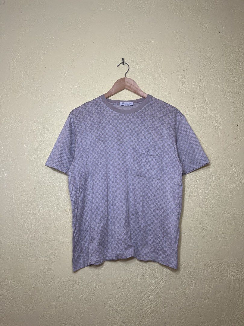 Christian Dior Monogram Pocket T-Shirt (Category: Tshirts & Polo Shirts ) located in San Isidro, Leyte. Submitted by tigerxdx3580077 (Listing ID 1463803547, Image 1). Description: - Authentic Christian Dior T-Shirt - Color: Light Beige - All-over Dior Monogram Pattern - Single Chest Pocket - Material: 100% Mercerised Cotton - Made in Italy - Size: XS (20.5by24).