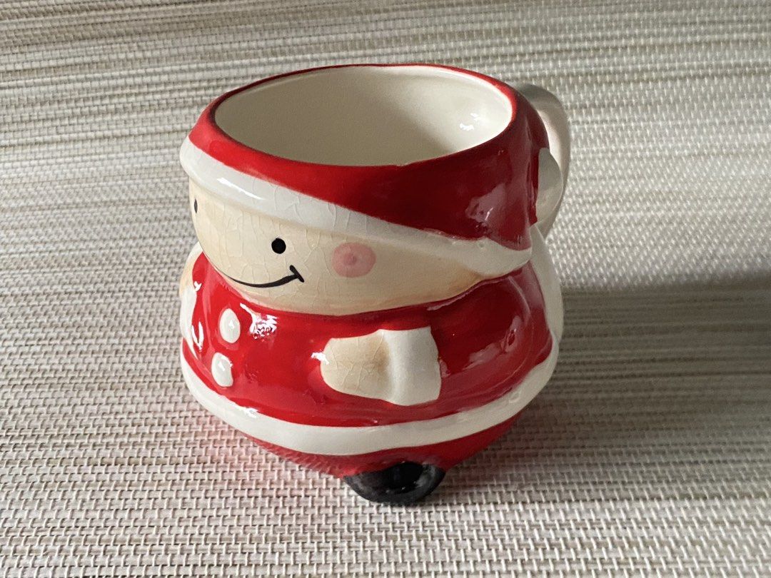 Christmas 3D Ceramic Coffee Mug Cup (Category: Coffee & Tea Tableware) located in Davao. Submitted by shauitoys2019 (Listing ID 1463815615, Image 2). Description: P130 each .