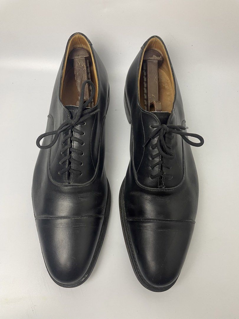 Chruch's Dubai Oxford Shoes (Category: Dress Shoes) located in Taguig. Submitted by highlows (Listing ID 1463746543, Image 3). Description: 28cm flaw minor scratch sign of usage.