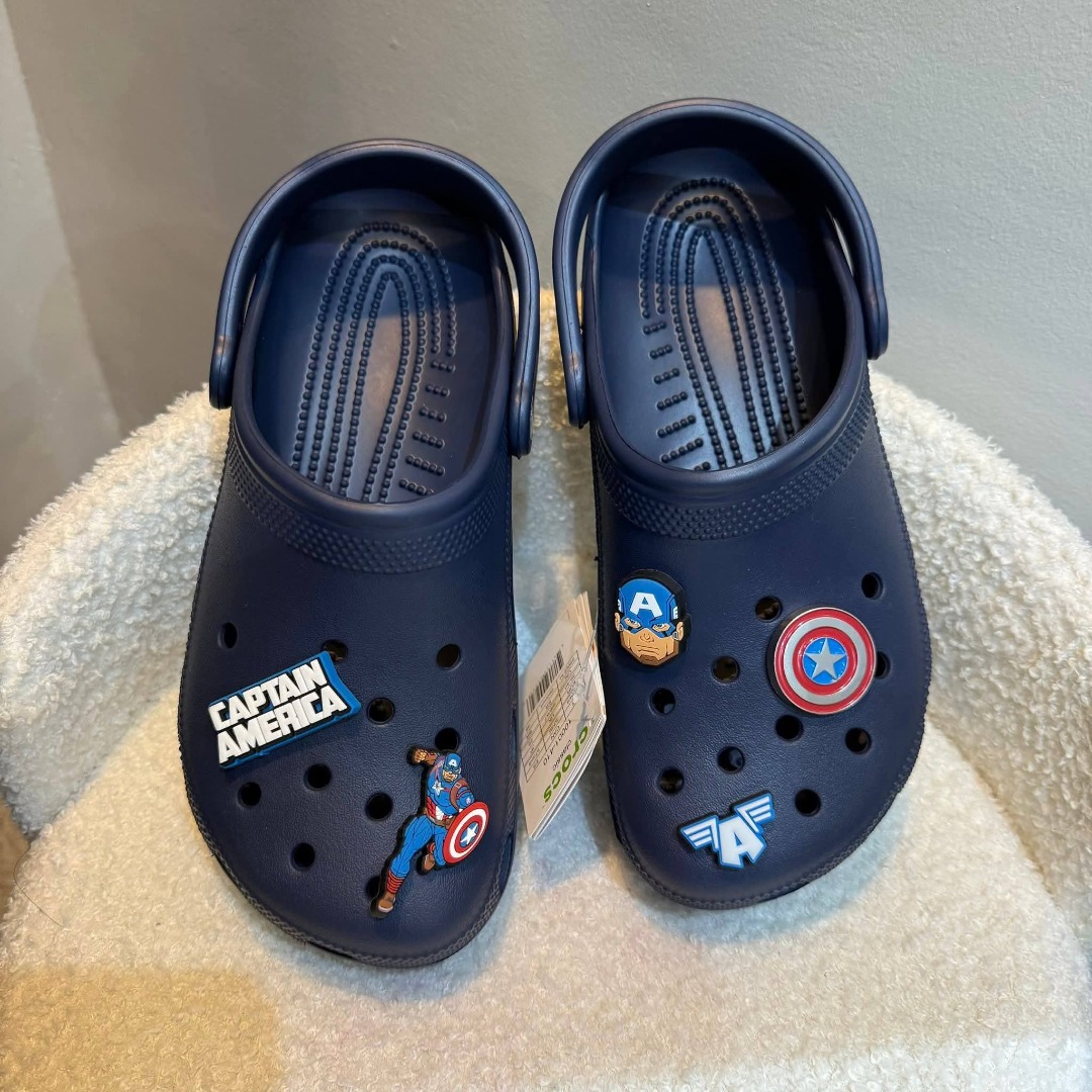 Classic Clog in Navy (Category: Shoe inserts & accessories) located in Rizal. Submitted by hiraya16 (Listing ID 1463927853, Image 2). Description: Size M9 - 1999 only with free 5 jibbitz Other sizes Available Onhand Php 2,799 ready to ship Unisex - Sizes available? DM ✉️ J&T - Lalamove - LBC.