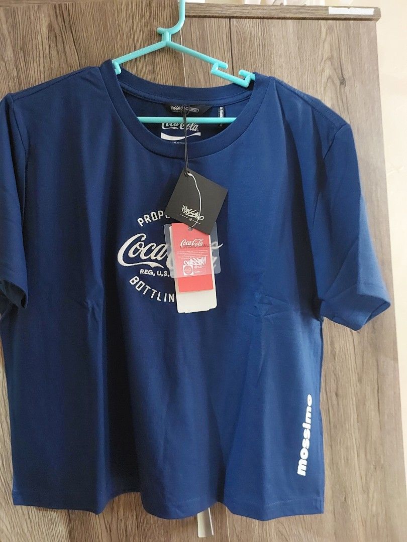 Classic cropped fit (Category: Others Tops) located in Manila. Submitted by kristinera72772 (Listing ID 1463769280, Image 3). Description: .