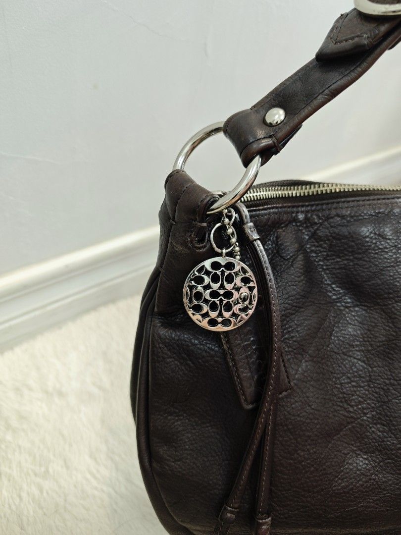 Coach Ali Leather Convertible Hobo Bag (Category: Luxury Accessories) located in Panabo. Submitted by kzmbags2026 (Listing ID 1463797892, Image 2). Description: .