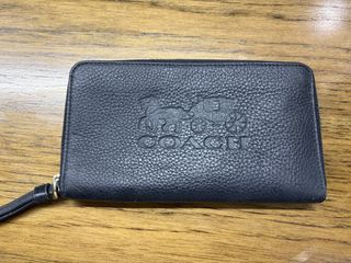(Category: ) located in . Submitted by clothesonlinemnl (Listing ID 1463786328, Image 1). Description: .