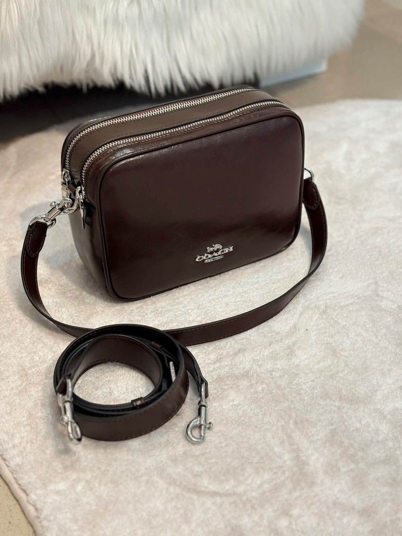 Coach Carrey Crossbody (Category: Cross-body Bags) located in Quezon City. Submitted by bagsboutiqueph (Listing ID 1463933851, Image 1). Description: LAST PRICE POSTED. LIMITED STOCKS! BRANDNEW WITH INCLUSIONS. COLOR MAY SLIGHTLY VARY IN ACTUAL DUE TO LIGHTING AND CAMERA SETTING. OTHER PHOTOS WILL BE SEND DURING PURCHASE AND FOR SURE BUYERS ONLY. WHEN IN DOUBT, DO NOT ORDER. THANK YOU..