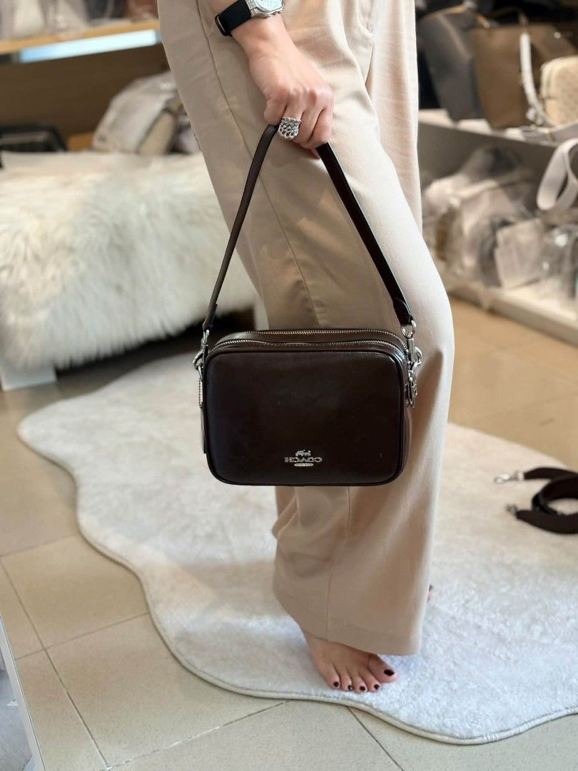 Coach Carrey Crossbody (Category: Cross-body Bags) located in Quezon City. Submitted by bagsboutiqueph (Listing ID 1463933851, Image 3). Description: LAST PRICE POSTED. LIMITED STOCKS! BRANDNEW WITH INCLUSIONS. COLOR MAY SLIGHTLY VARY IN ACTUAL DUE TO LIGHTING AND CAMERA SETTING. OTHER PHOTOS WILL BE SEND DURING PURCHASE AND FOR SURE BUYERS ONLY. WHEN IN DOUBT, DO NOT ORDER. THANK YOU..