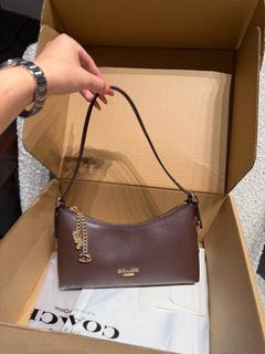 (Category: ) located in . Submitted by bagsboutiqueph (Listing ID 1463881964, Image 1). Description: .