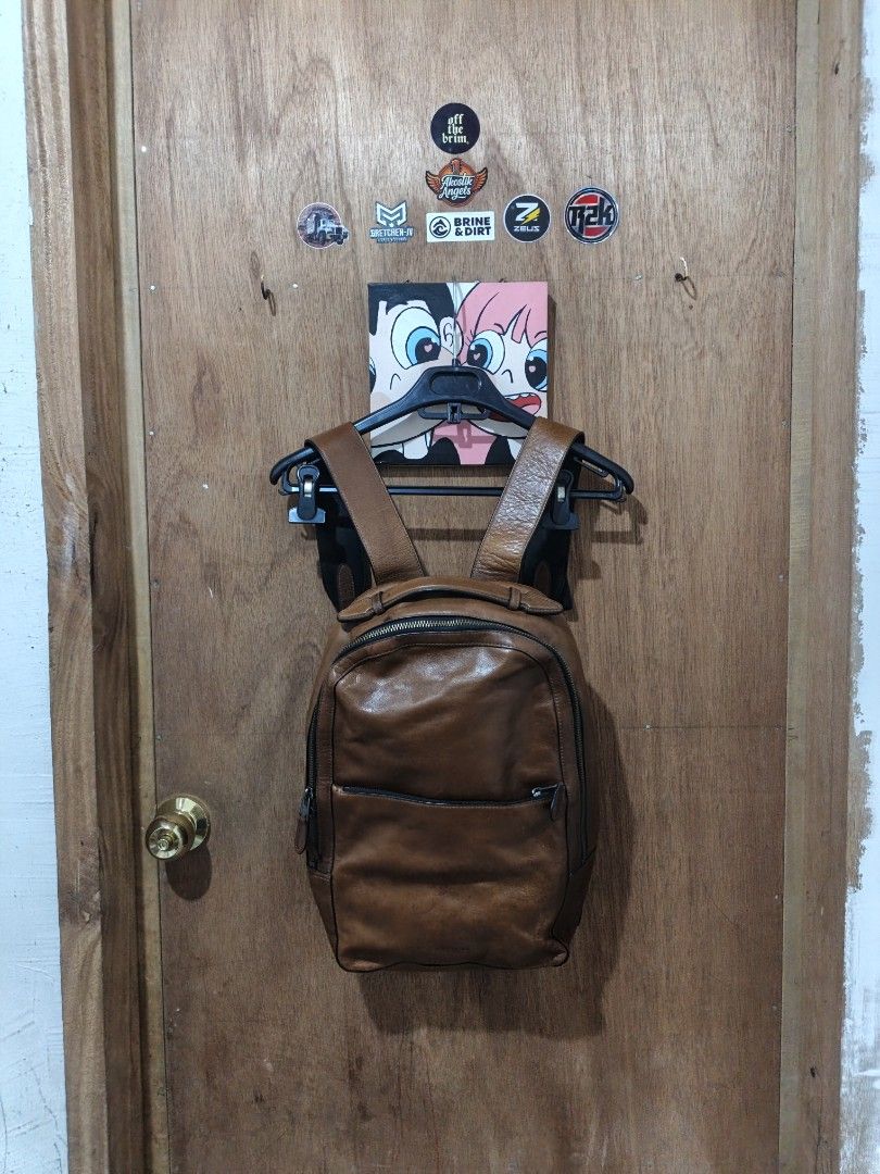 Coach Metropolitan Backpack (Category: Luxury Bags & Wallets) located in Nasipit. Submitted by zaynzdrip (Listing ID 1463780910, Image 1). Description: MEGA SALE! RUSH SALE! SALE! SALE! Made using refined calfskin, which means it can withstand everyday use for a long time. Also, it has inside zipping and multifunction pockets, zip closure, textured lining, customizable lashes, outside zip stash and a separate snap compartment fits a 13″ laptop to