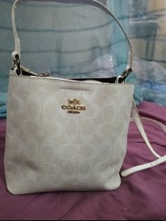 (Category: ) located in . Submitted by syaamiii (Listing ID 1463832578, Image 1). Description: .