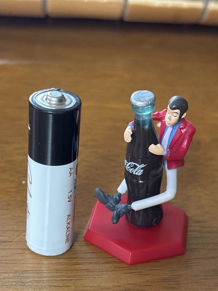 Coca Cola Lupin figure (Category: Character Goods) located in Calamba. Submitted by cur8d (Listing ID 1463812785, Image 2). Description: .