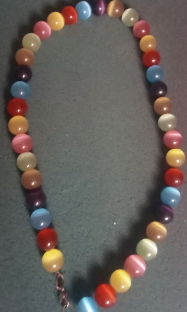 Colorful Round Beads for Crafts (Category: Craft Supplies & Tools) located in Paranaque City. Submitted by dimaguilaa94969 (Listing ID 1460192153, Image 1). Description: - Assorted colorful round beads - Perfect for DIY projects, jewelry making, and crafting - Available in various colors: blue, yellow, red, green, and pink - Comes in a convenient resealable09260966619 plastic bag - Generous quantity for all your creative needs.