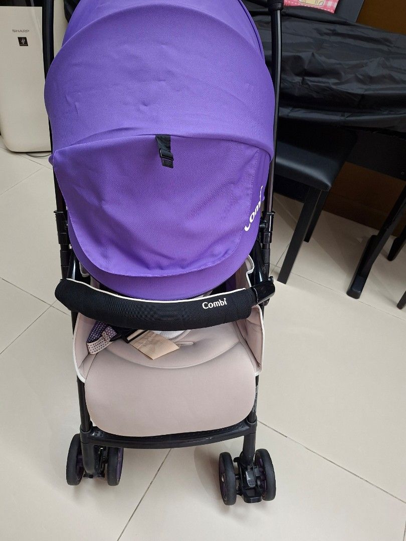 Combi lightweight baby stroller (Category: Announcements) located in Quezon City. Submitted by divinepsalm31 (Listing ID 1463751558, Image 1). Description: Preloved In good condition Location: QC MOP: Gcash.