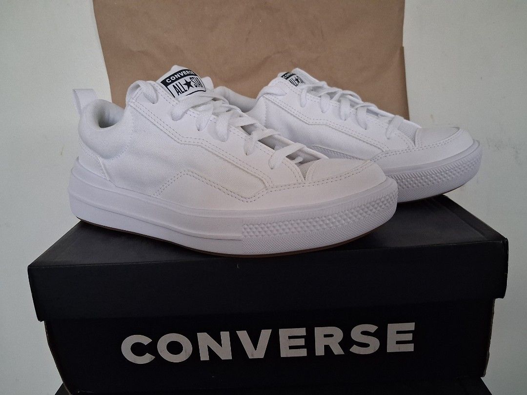 Converse All Star Logan SP Ox Sneakers (Category: Sneakers) located in Manila. Submitted by bernardo.isaac66 (Listing ID 1463834345, Image 2). Description: - (SALE) THIS WEEK ONLY - Converse All Star Logan SP Ox - White/White color - Brand new - Classic lace-up closure - Includes original box - Ideal for everyday wear even for smart casuals - Never goes out of style - Original and authentic - Selling at a low price - I want others to enjoy this s