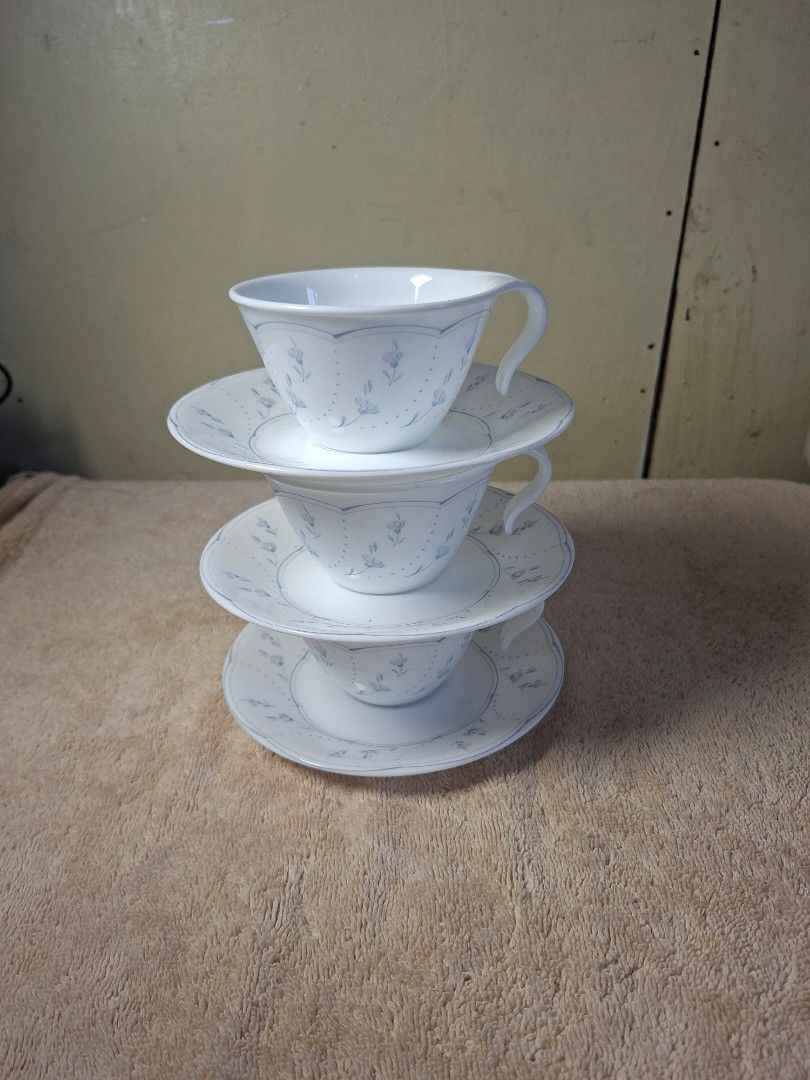 Corelle Porcelain Cup and Saucer (Category: Coffee & Tea Tableware) located in Consolacion. Submitted by luxekerei (Listing ID 1463934399, Image 3). Description: .