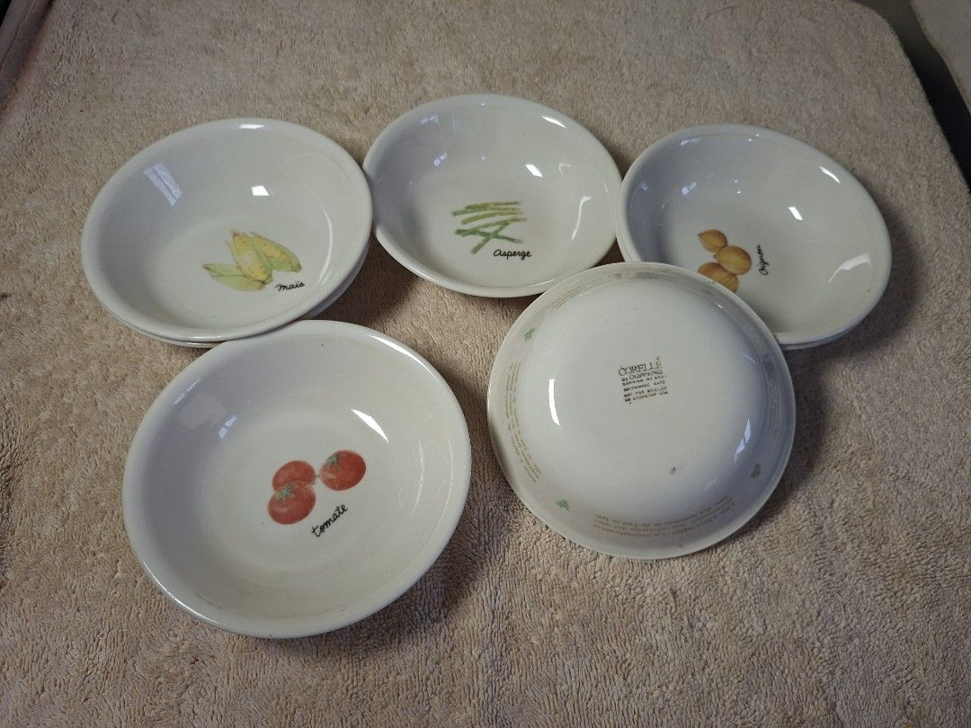 Corelle Vegetable Pattern Shallow Bowls 13.5cm (Category: Dinnerware & Cutlery) located in Consolacion. Submitted by luxekerei (Listing ID 1463908944, Image 1). Description: .