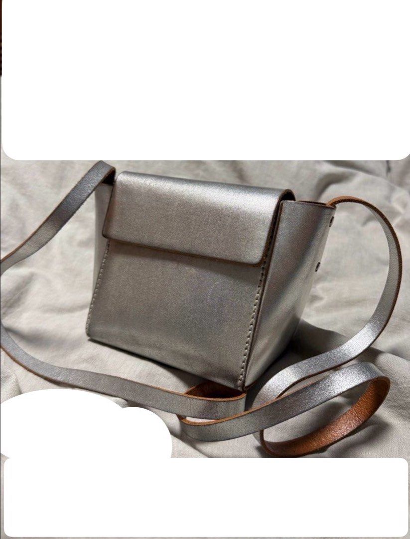 [Available Dec 20] COS Small Constructed Bag in Silver (Category: Cross-body Bags) located in Palo. Submitted by bouquiniste (Listing ID 1463921639, Image 1). Description: 20 x 16.5 x 8cm Hardware: 100% Metal Shell: 100% Cow leather.