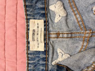 (Category: ) located in . Submitted by mrcatmeow1 (Listing ID 1463870108, Image 1). Description: .