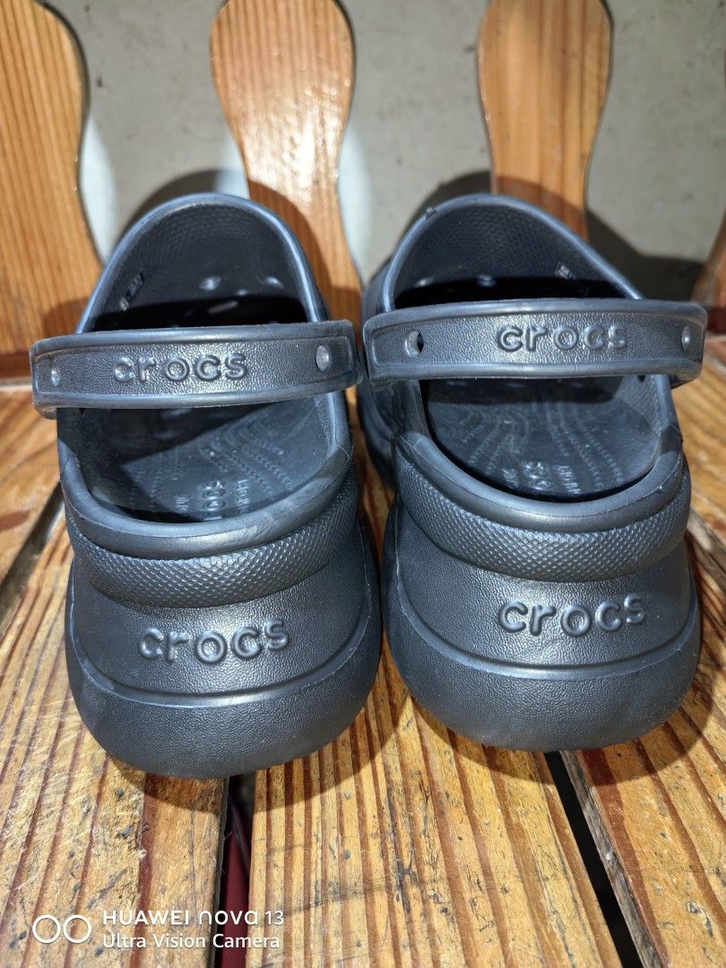 Crocs Platform Clogs Black Size 7 (Category: Slippers and slides) located in Cebu City. Submitted by abellarces30419 (Listing ID 1463799827, Image 3). Description: - Black Crocs platform clogs Original - Size 7 - Made in Vietnam - Thick sole for extra height - Easy to slip on and off - Great for casual wear.
