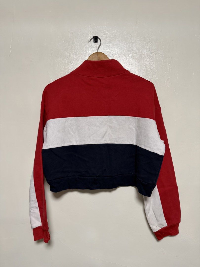 H&M Cropped BRKLN Sweatshirt with Quarter Zip (Category: Coats, Jackets and Outerwear) located in Manila. Submitted by don_p (Listing ID 1463867390, Image 2). Description: S to M - Trendy cropped sweatshirt in red, white, and navy blue. - Features a bold 'BRKLN' graphic with an American flag accent. - Comfortable quarter zip neckline. - Estimated size: Medium. - Ideal for everyday casual wear..