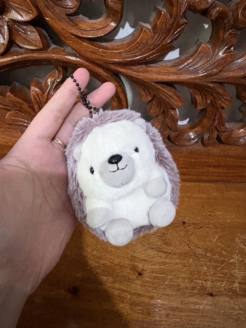 Cute Hedgehog Plush Keychain Bag Charm (Category: Plushies & Soft Toys) located in Quezon City. Submitted by rxyel (Listing ID 1463805002, Image 2). Description: - Adorable hedgehog plush toy - Made with soft and fluffy material - Features a convenient keychain attachment - Ideal for decorating bags, backpacks, or keys - Compact size: approximately 3-4 inches tall.