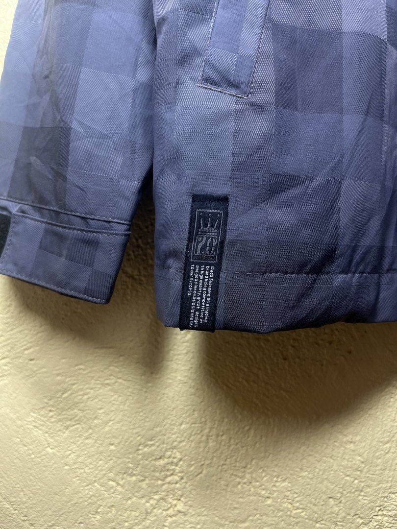 Dada Supreme Checked Coach Jacket Size M (Category: Coats, Jackets and Outerwear) located in San Isidro, Leyte. Submitted by tigerxdx3580077 (Listing ID 1463802687, Image 3). Description: - Authentic Dada Supreme coach jacket - Stylish checkered pattern - Snap button closure - Two functional front pockets - Size Medium (M) 21by28 - Ideal for casual layering.