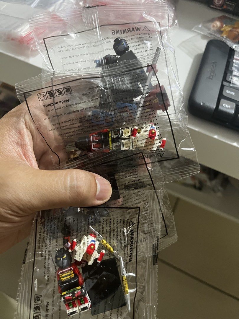 Daimos and Voltron mini figs lego bootleg (Category: Lego & Building Sets) located in Quezon City. Submitted by jahyan (Listing ID 1463776252, Image 1). Description: Daimos and Voltron mini figs lego bootleg.