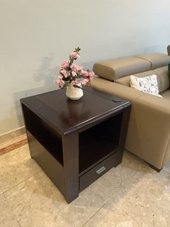 (Category: ) located in . Submitted by luxe4style (Listing ID 1463778789, Image 1). Description: .
