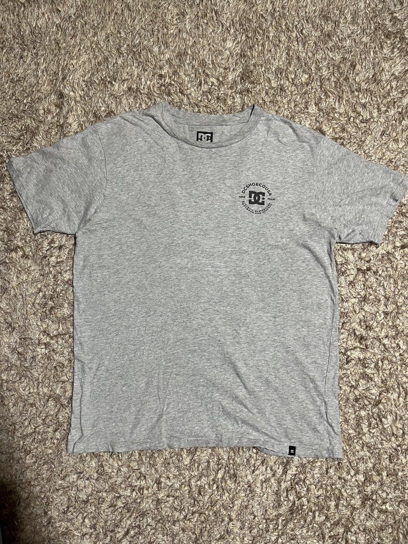 DC USA (Category: Tshirts & Polo Shirts ) located in Valencia. Submitted by bordzsthrift (Listing ID 1463929478, Image 2). Description: Size Large on tag Dimes: 23.5 X 31.