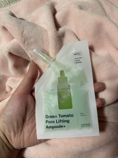 （分類：）位於 。 由 chloetsecy 提交（商品編號 1463906973，圖片 1）。簡介： 。